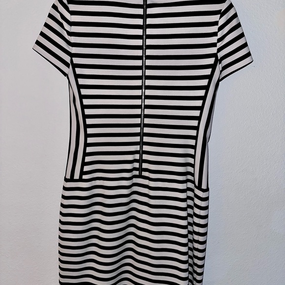 Ralph Lauren Dress - Picture 4 of 8